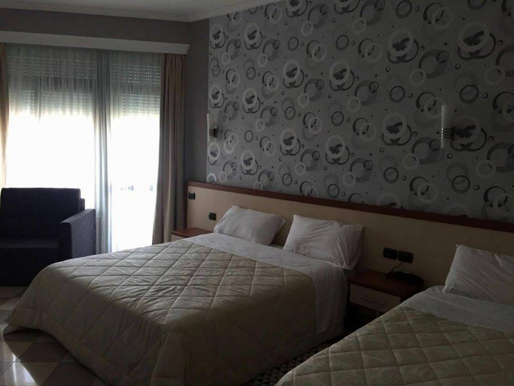 Ylli I Detit Hotel Durrës Zewnętrze zdjęcie